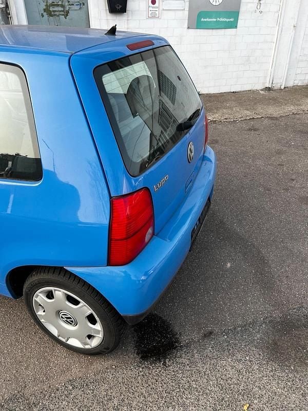 Gebraucht VW Lupo 75 PS (55 kW) 2000 Blau Kleinwagen