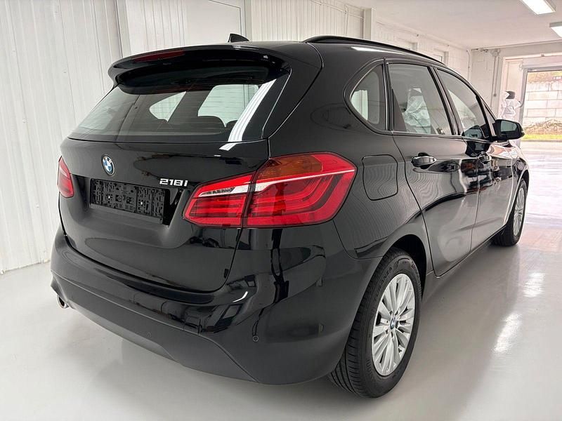 Gebraucht BMW 218 Active Tourer Advantage 140 PS (102 kW) 2019 Schwarz Van / Kleinbus