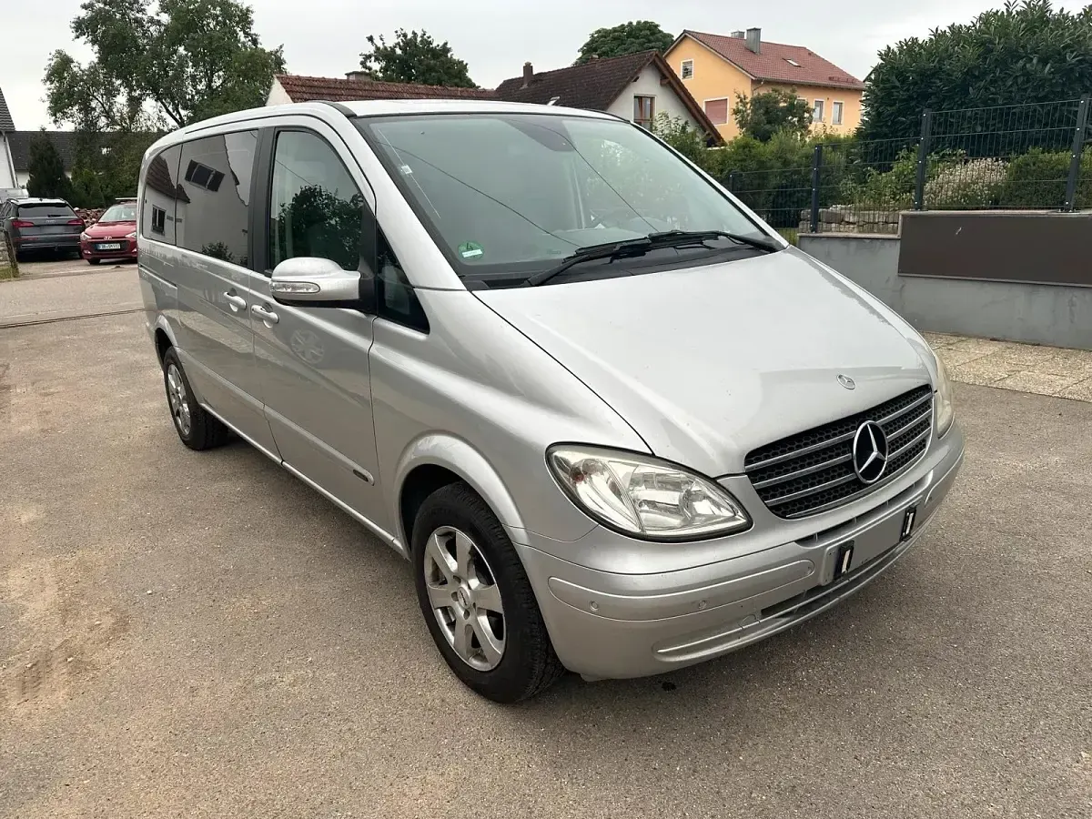 Gebraucht Mercedes Viano 110 PS (80 kW) 2007 Silber Van / Kleinbus