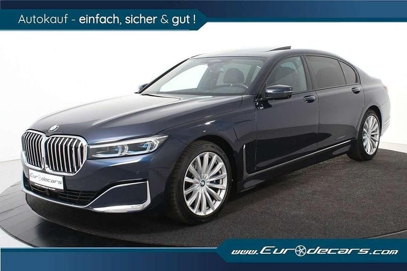 Blau Gebraucht 2020 BMW 745 Limousine | 51.800 € - Bild 1/4