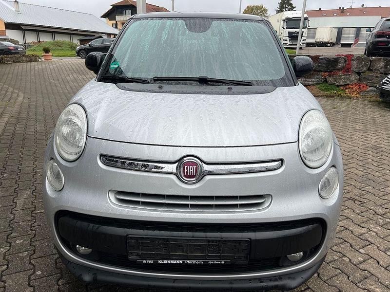 Gebraucht Fiat 500L Lounge 105 PS (77 kW) 2015 Silber Van / Kleinbus