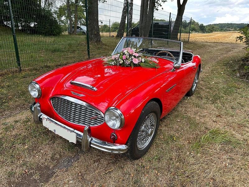 Rot Gebraucht 1961 Austin Healey 3000 MK I Cabrio | 38.500 € - Bild 1/4