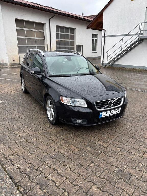 Używany Volvo V50 114 KM (83 kW) 2011 Kombi