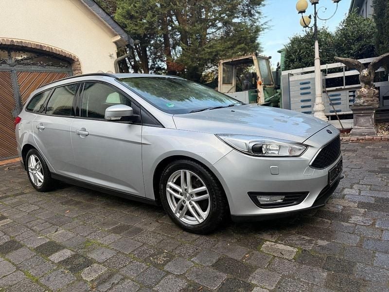 Gebraucht Ford Focus Business Edition 120 PS (88 kW) 2018 Silber Kombi