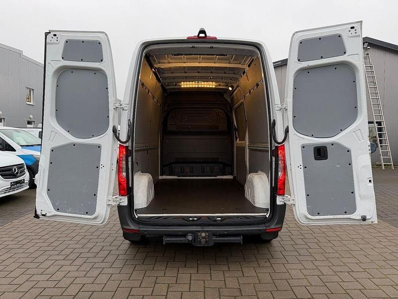 Gebraucht Mercedes Sprinter 150 PS (110 kW) 2022 Weiß Van
