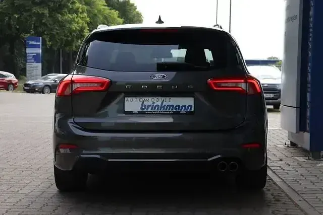 Gebraucht Ford Focus ST-Line 182 PS (133 kW) 2020 Grau Limousine