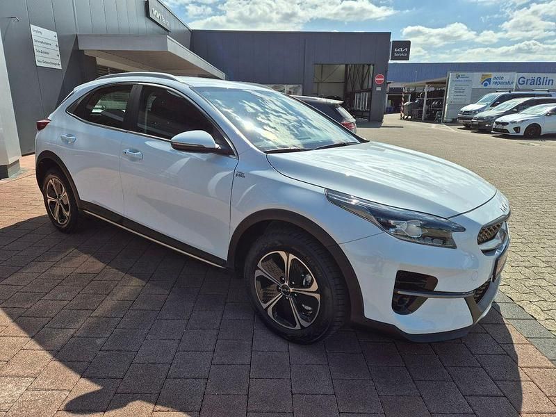 Gebraucht Kia XCeed Vision 141 PS (103 kW) 2021 Weiß SUV