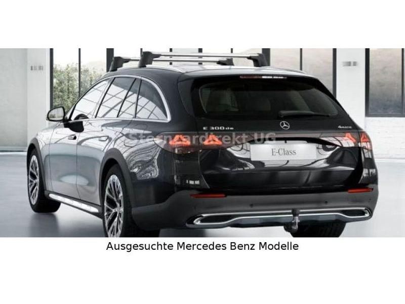 Gebraucht Mercedes E300 313 PS (230 kW) 2025 Obsidianschwarzmetallic (metallic) Kombi