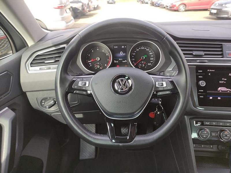 Gebraucht VW Tiguan Highline 179 PS (131 kW) 2017 Tungsten silver metallic SUV