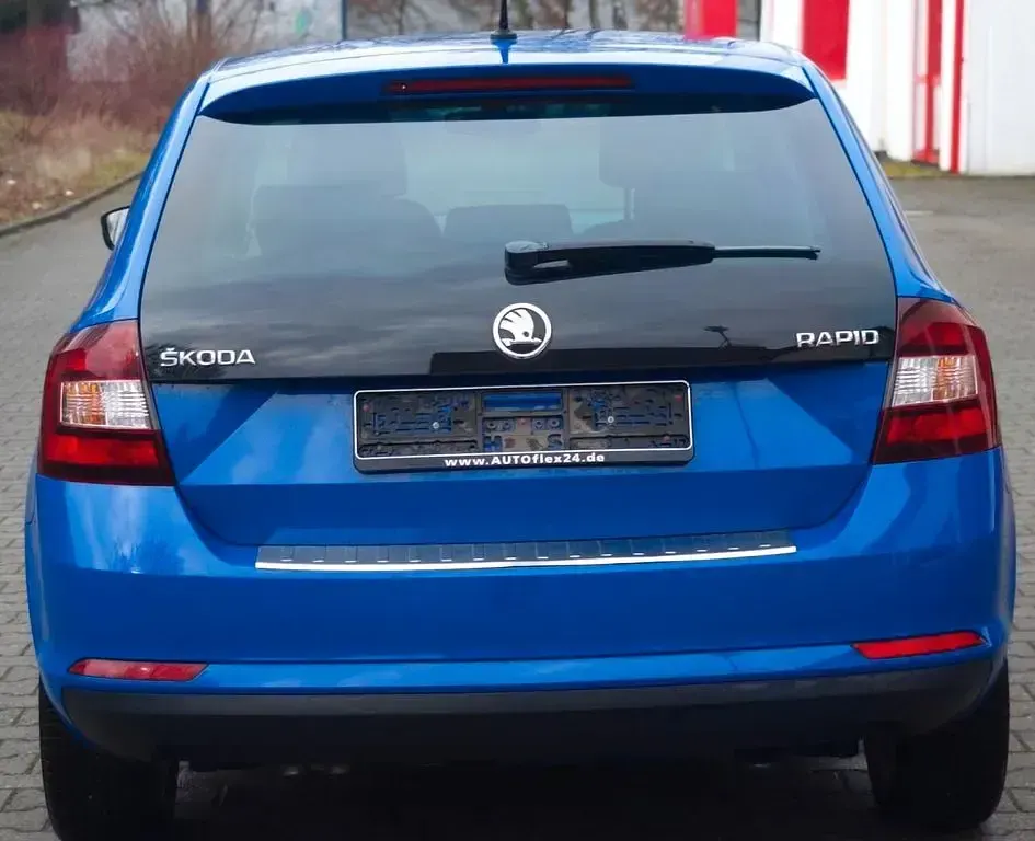 Gebraucht Skoda Rapid Style 125 PS (91 kW) 2018 Blau Kleinwagen