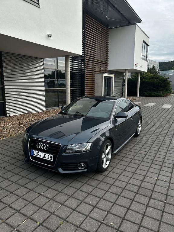 Grau Gebraucht 2007 Audi A5 S-Line Coupé | 7.500 € (Guter Preis) - Bild 1/4