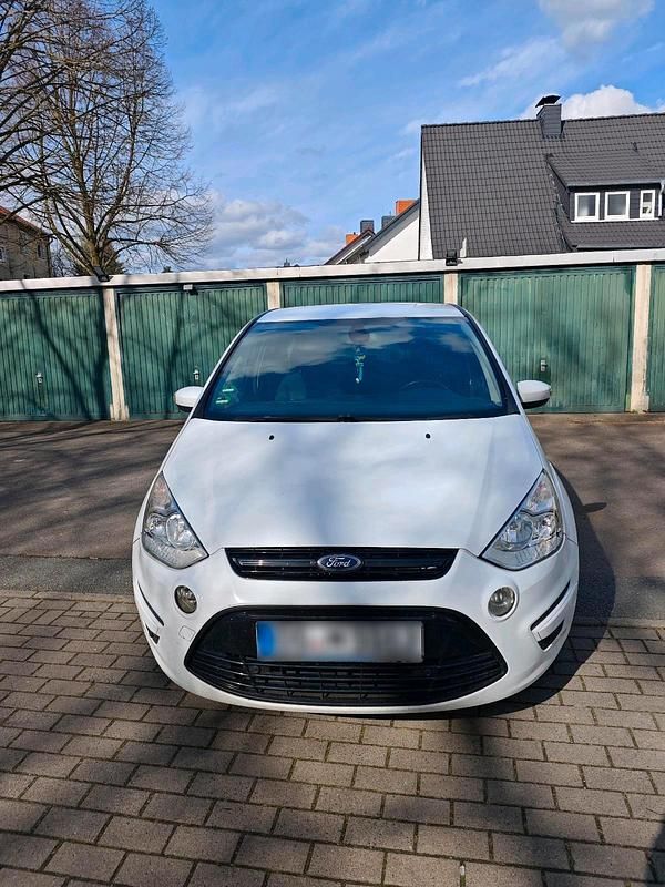 Gebraucht Ford S-MAX S 140 PS (102 kW) 2011 Weiß Van / Kleinbus