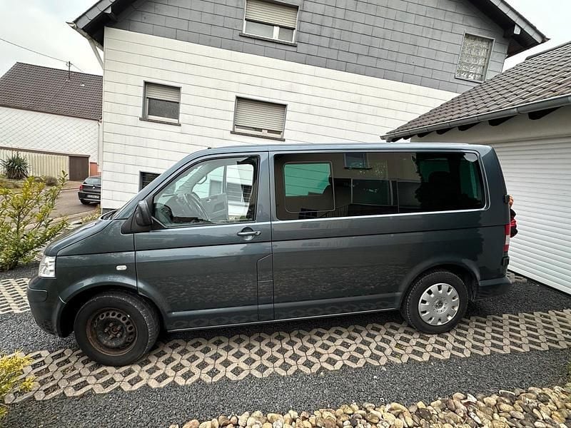 Grau Gebraucht 2006 VW T5 Van | 5.900 € (Guter Preis) - Bild 1/4