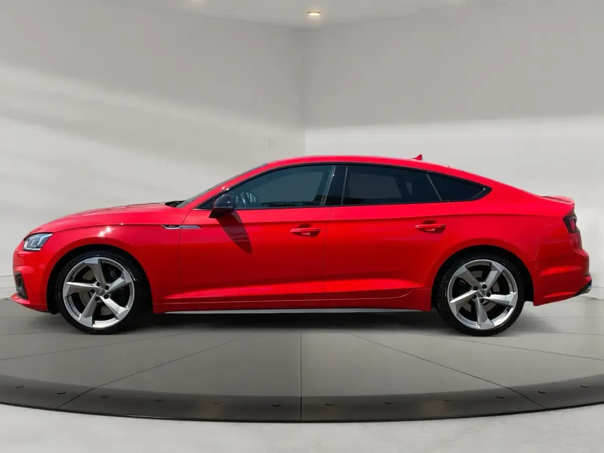 Gebraucht Audi S5 Sportback Ambiente 347 PS (255 kW) 2019 Rot Kleinwagen