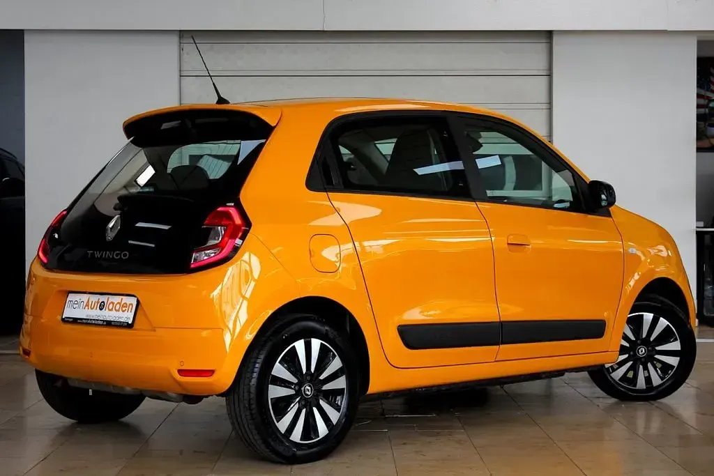 Gebraucht Renault Twingo SE 65 PS (47 kW) 2022 Gelb Kleinwagen