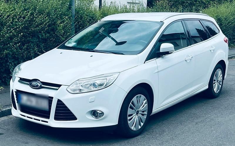 Usata Ford Focus 150 CV (110 kW) 2013 Bianco Station wagon