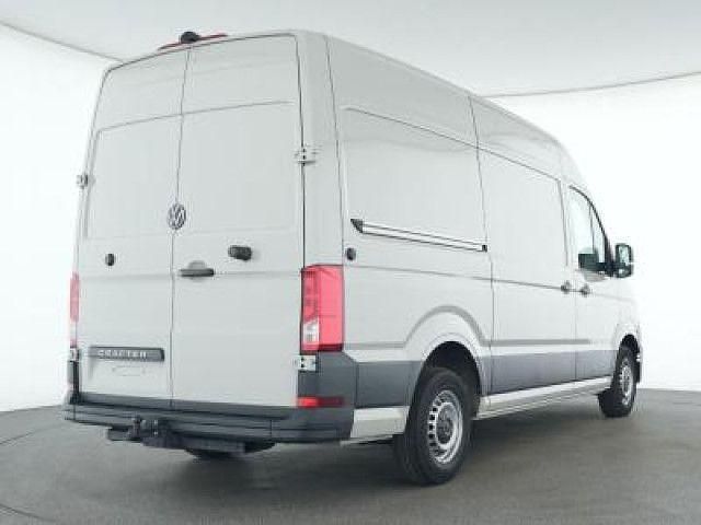 Gebraucht VW Crafter 140 PS (102 kW) 2025 Ascot grau Van