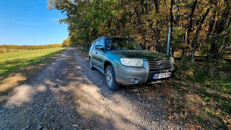Grün Gebraucht 2006 Subaru Forester Trend SUV | 3.500 € (Superpreis) - Bild 1/4