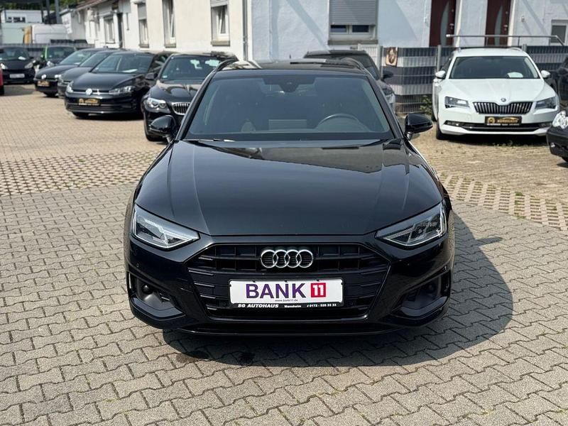 Brillantschwarz Gebraucht 2022 Audi A4 Advanced Kombi | 20.990 € (Fairer Preis) - Bild 1/4