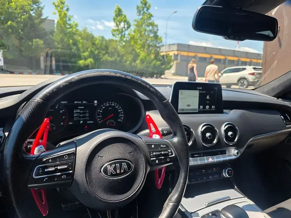 Gebraucht Kia Stinger GT 370 PS (272 kW) 2019 Schwarz Kleinwagen