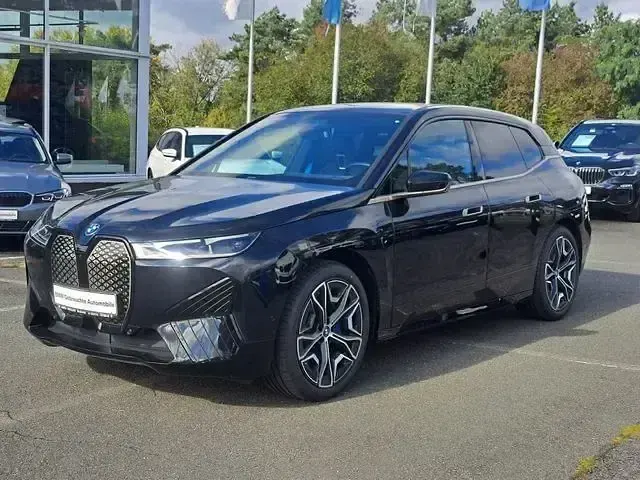 Gebraucht BMW iX Sport Line 384 kW (523 PS) 2022 Schwarz SUV