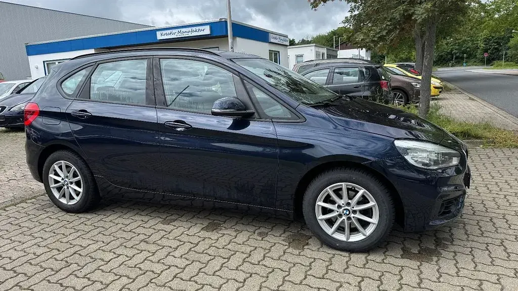 Gebraucht BMW 218 Active Tourer Advantage 150 PS (110 kW) 2017 Blau Van / Kleinbus