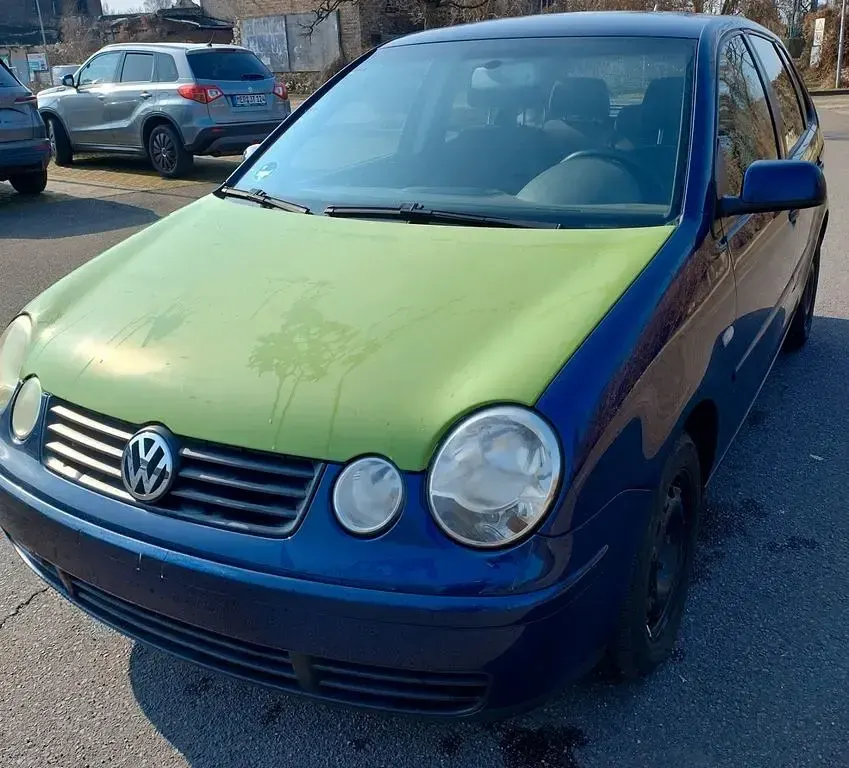 Gebraucht VW Polo Basis 75 PS (55 kW) 2004 Blau Kleinwagen