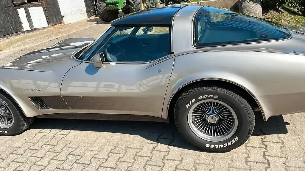 Gebraucht Corvette C3 201 PS (147 kW) 1982 Silber Cabrio