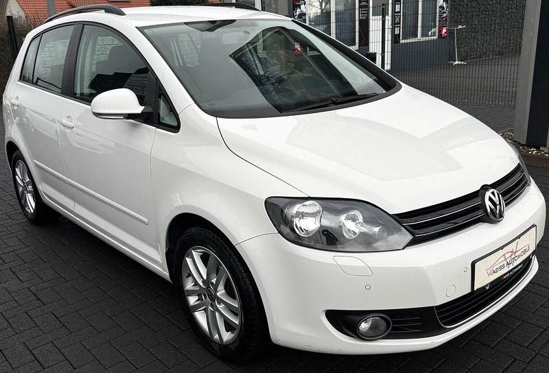 Gebraucht VW Golf VI Highline 122 PS (89 kW) 2011 Weiß Kleinwagen