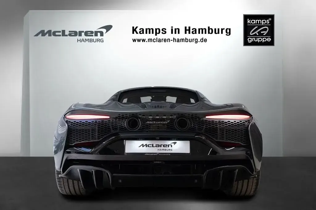 Neu McLaren Artura 700 PS (514 kW) 2026 Anthracite Coupé