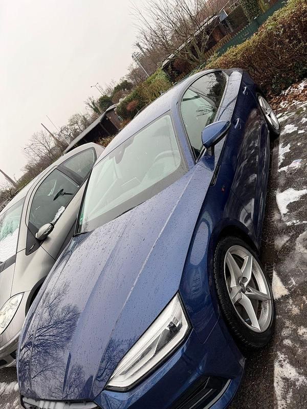 Gebraucht Audi A5 Sportback Ambiente 150 PS (110 kW) 2018 Blau Kleinwagen