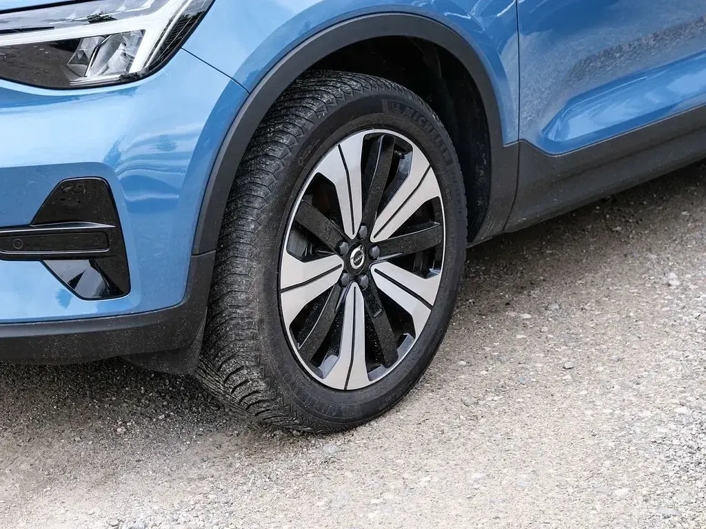 Gebraucht Volvo C40 Plus 169 kW (231 PS) 2023 Blau SUV