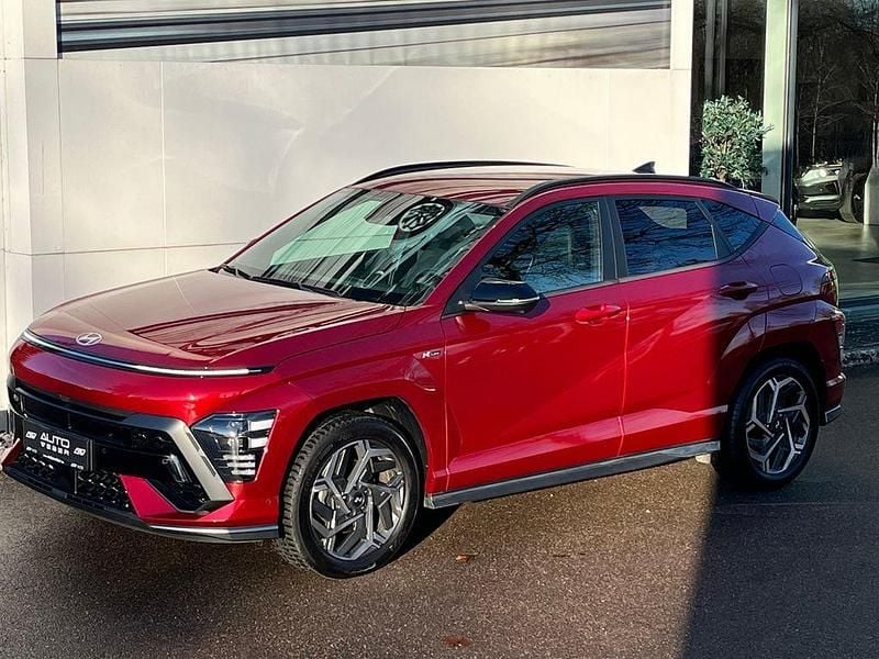 Gebraucht Hyundai Kona N Line 105 PS (77 kW) 2023 Rot SUV