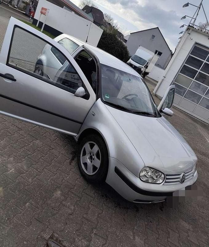 Gebraucht VW Golf IV 110 PS (80 kW) 2002 Silber Limousine