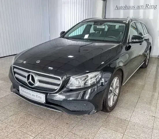 Brugt Mercedes E200 Avantgarde 184 HK (135 kW) 2017 Sort Sedan