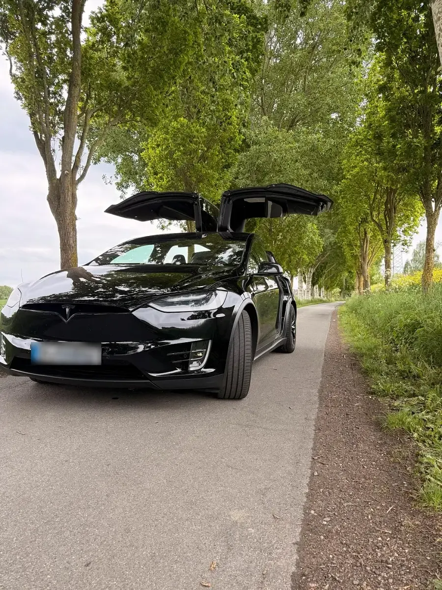Gebraucht Tesla Model X 242 kW (330 PS) 2018 Schwarz SUV