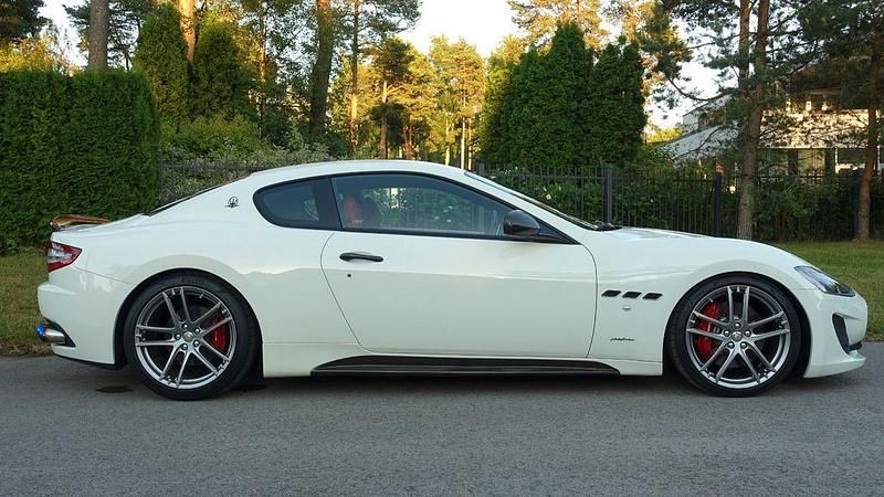 Gebraucht Maserati Granturismo 460 PS (338 kW) 2016 Weiß Coupé
