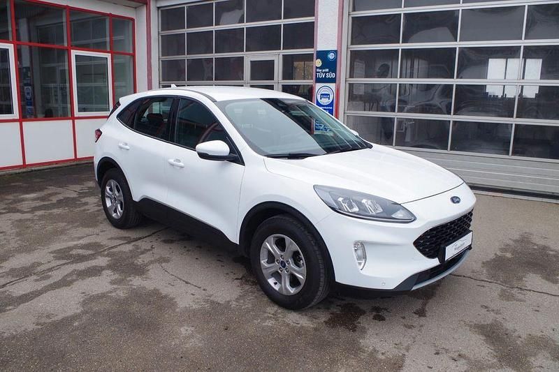 Gebraucht Ford Kuga Cool & Connect 150 PS (110 kW) 2021 Weiß SUV