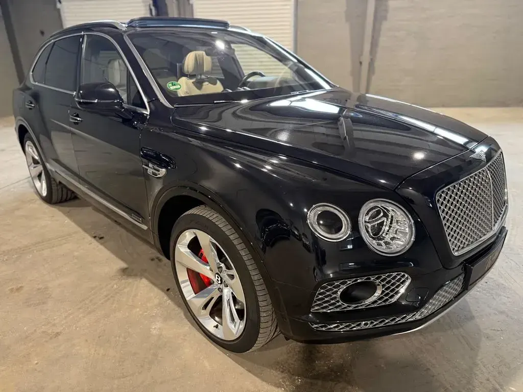 Gebraucht Bentley Bentayga 435 PS (319 kW) 2017 Schwarz SUV