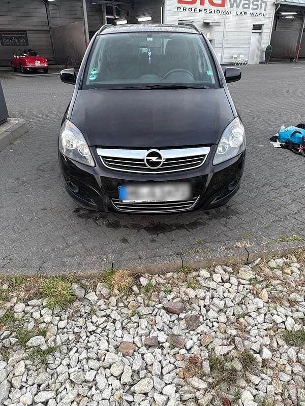 Schwarz Gebraucht 2011 Opel Zafira Van / Kleinbus | 3.900 € (Superpreis) - Bild 1/4