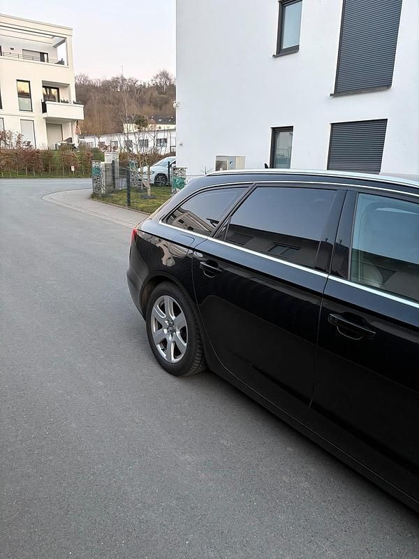 Gebraucht Audi A6 S-Line 204 PS (150 kW) 2014 Schwarz Kombi