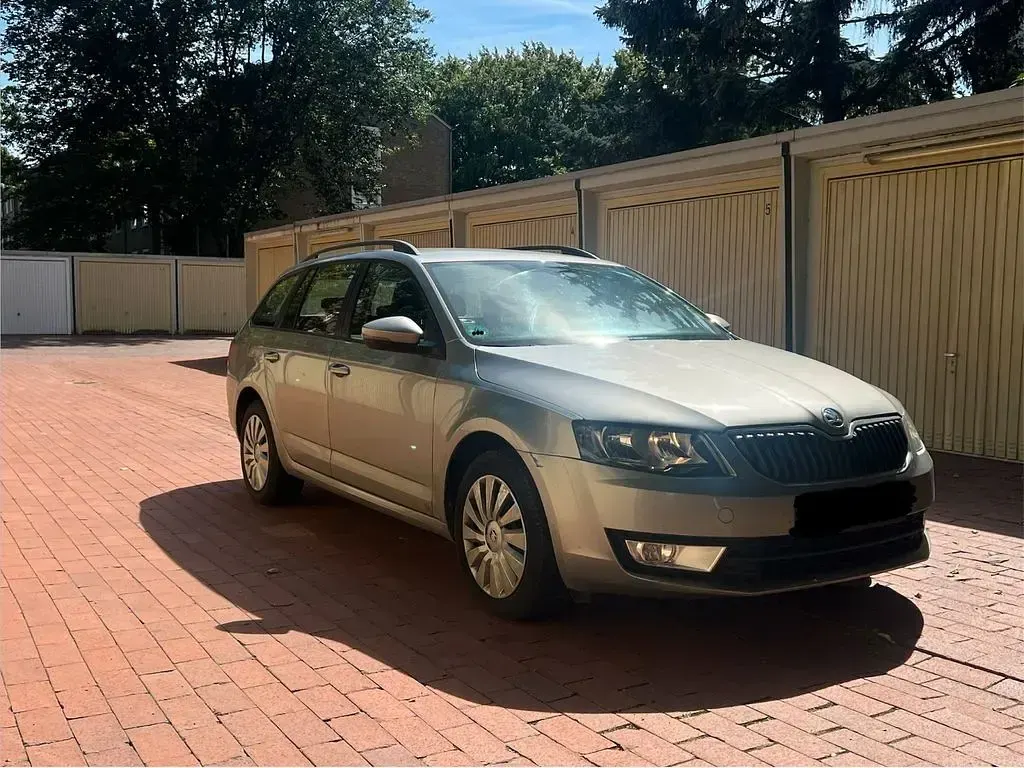 Gebraucht Skoda Octavia 110 PS (80 kW) 2014 Grau Kombi