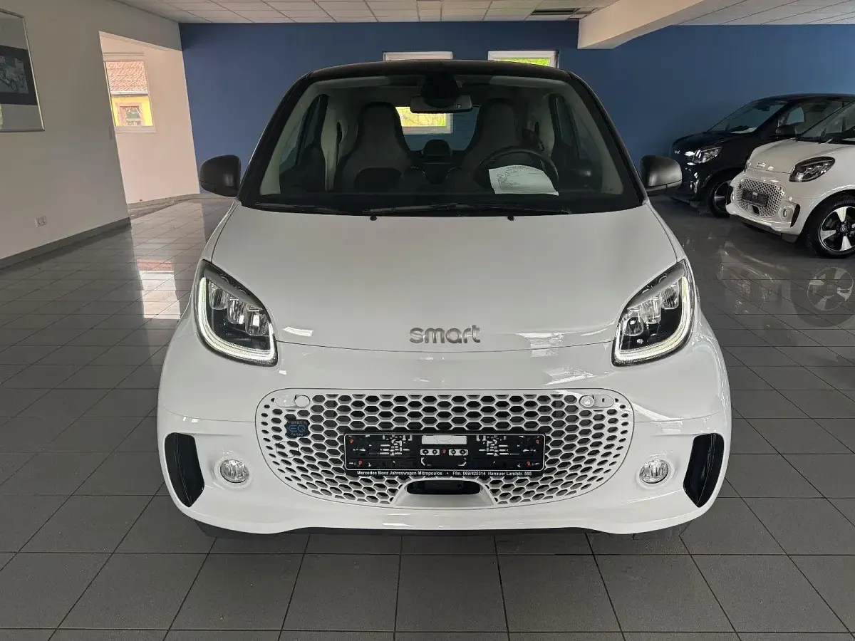 Gebraucht Smart ForTwo Electric Drive Exclusive 60 kW (82 PS) 2024 Schwarz Coupé