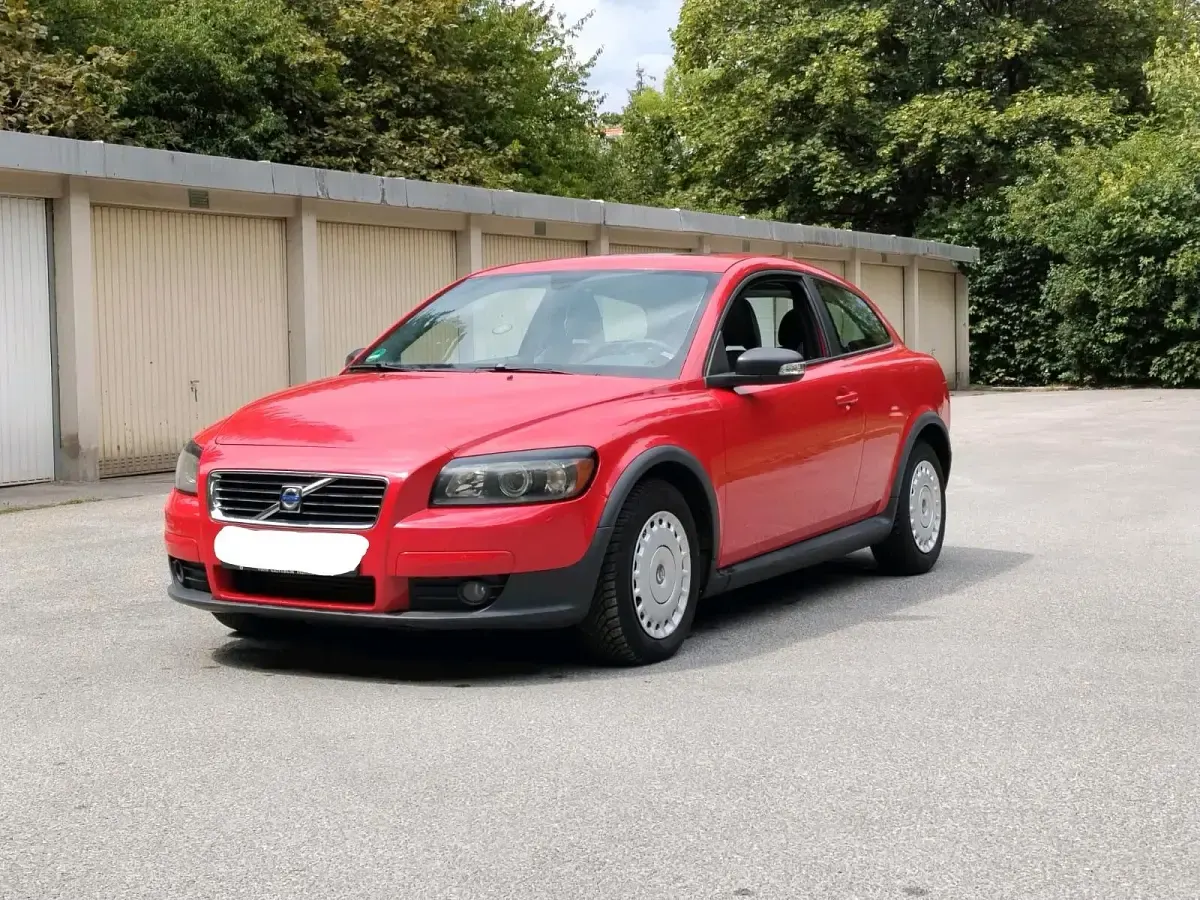 Gebraucht Volvo C30 109 PS (80 kW) 2008 Rot Kleinwagen