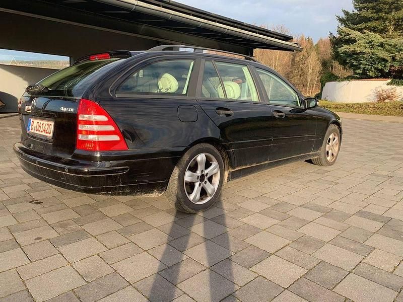 Gebraucht Mercedes C280 231 PS (169 kW) 2005 Schwarz Kombi