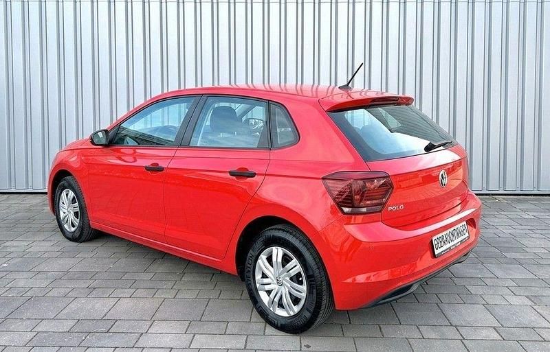 Gebraucht VW Polo Trendline 65 PS (47 kW) 2018 Rot Kleinwagen