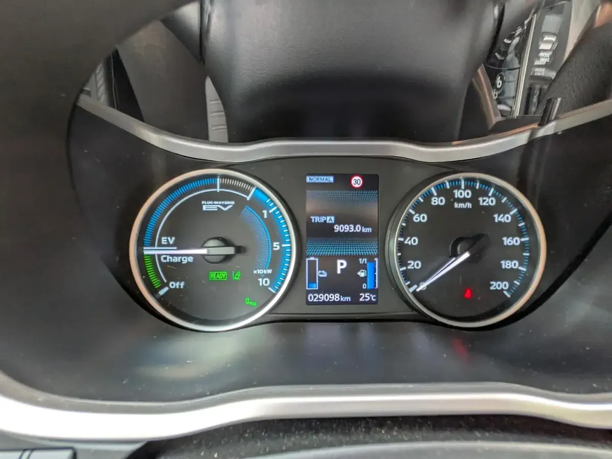 Gebraucht Mitsubishi Eclipse Cross Edition 188 PS (138 kW) 2022 Schwarz SUV