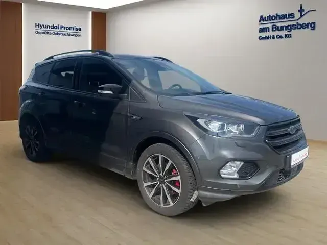 Gebraucht Ford Kuga ST-Line 150 PS (110 kW) 2019 Grau SUV
