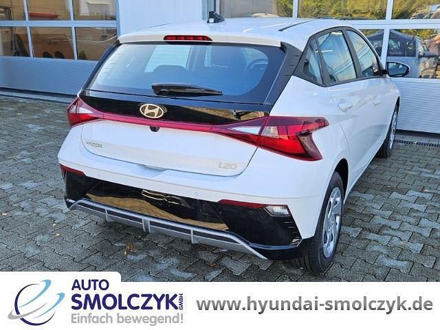 Neu Hyundai i20 Select 90 PS (66 kW) 2026 Atlas white / sol Kleinwagen