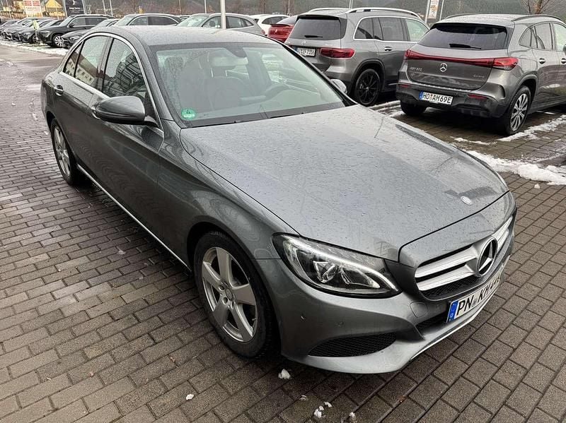 Gebraucht Mercedes C200 Avantgarde 184 PS (135 kW) 2016 Limousine